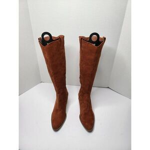 Universal Thread Chelsea Brown Faux Suede Boot Women Size 9 Knee High Almond toe